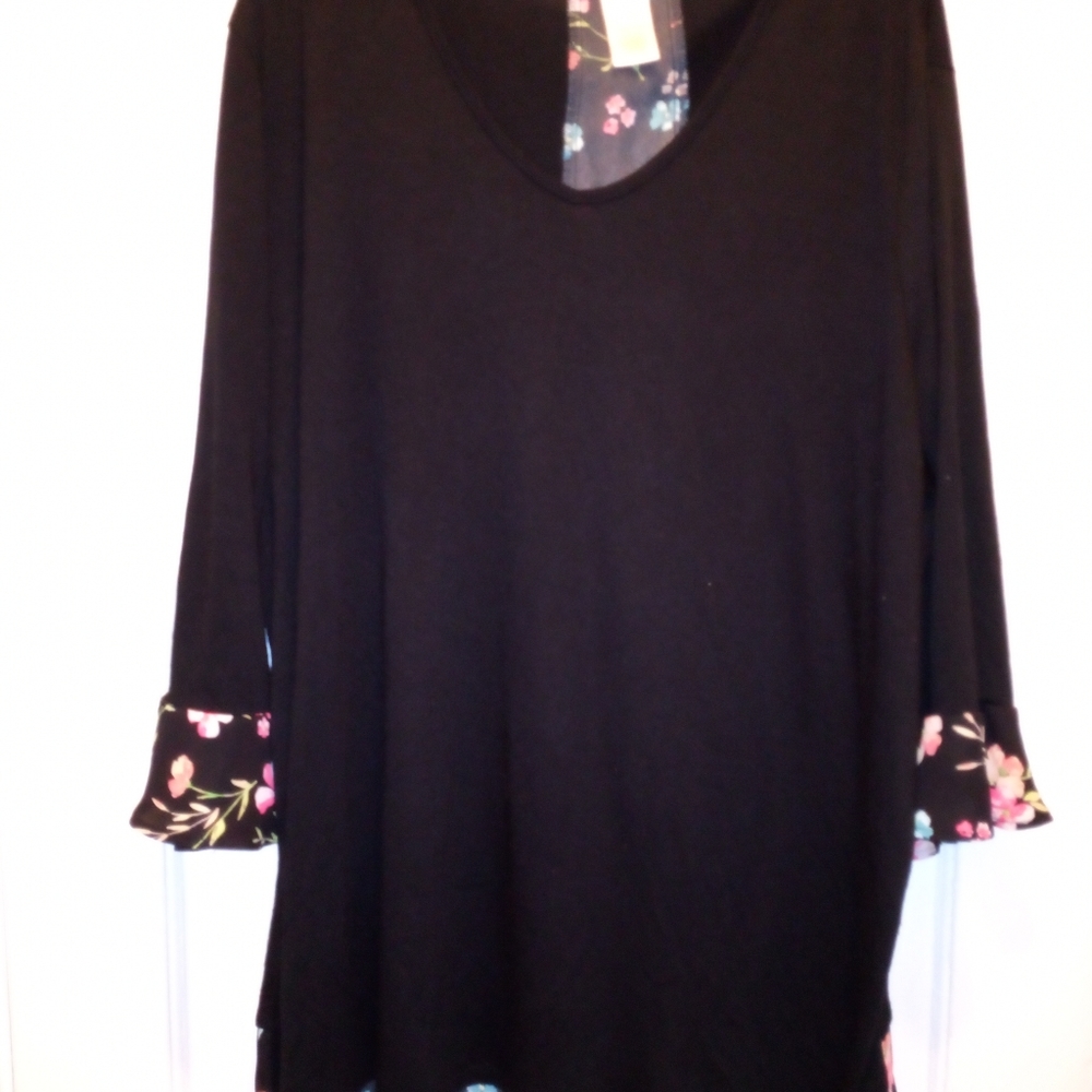 Pretty black blouse